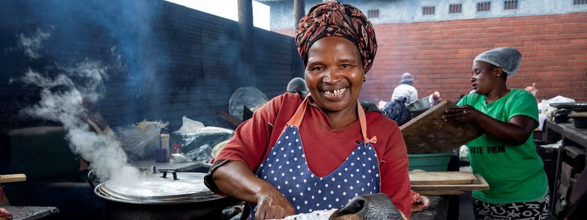 Ntombikayise Gagayi, bovine head cook at Warwick Junction, Durban
