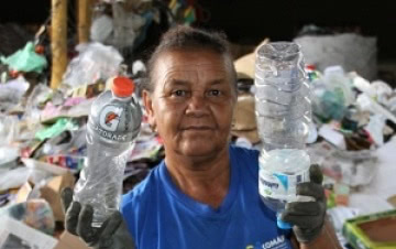 Recycler in Brazil, member of COMARP