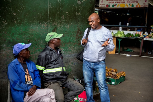 Patrick Ndlovu talks to barrow operators