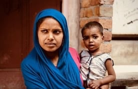 Delhi mother with child