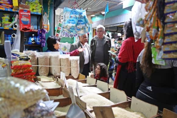 dry goods vendor