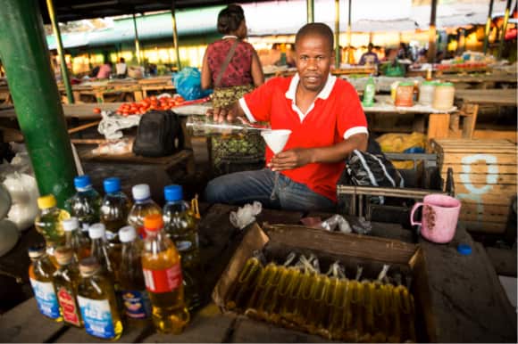 Un vendeur à Kitwe, en Zambie